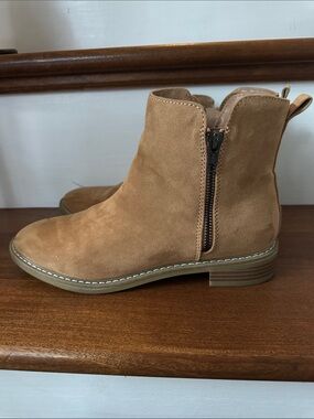 Universal Thread Tan Suede Ankle Booties with Side Zip